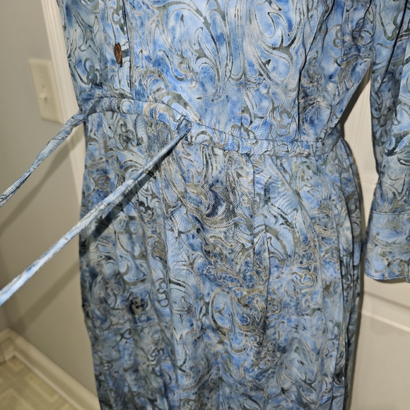 Go Fish, Women's Size Small Elegant Blue Floral Dress - Picture 5 of 12